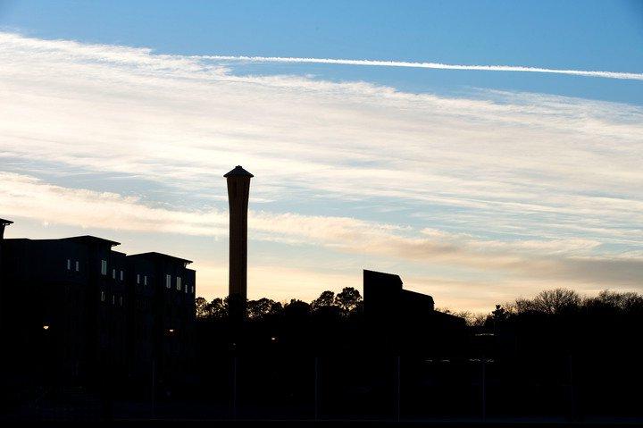 云顶集团 Campus Silhouette